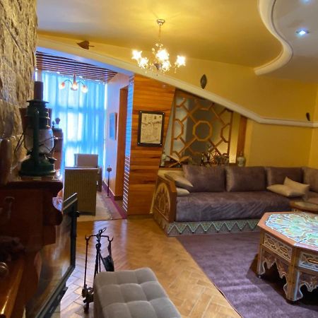 Tres Joli Appartement Au Centre De Ifrane Ifrane  Dış mekan fotoğraf